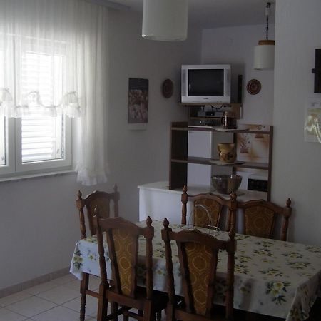 Apartments Rovis Tar-Vabriga Luaran gambar