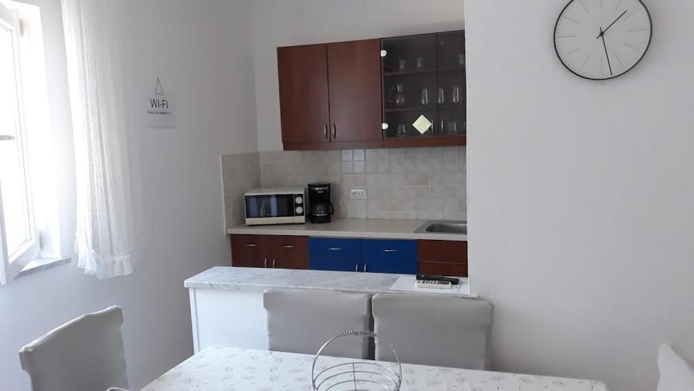 Apartments Rovis Tar-Vabriga Luaran gambar