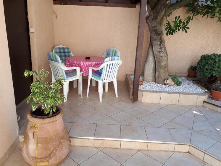 Apartments Rovis Tar-Vabriga Luaran gambar
