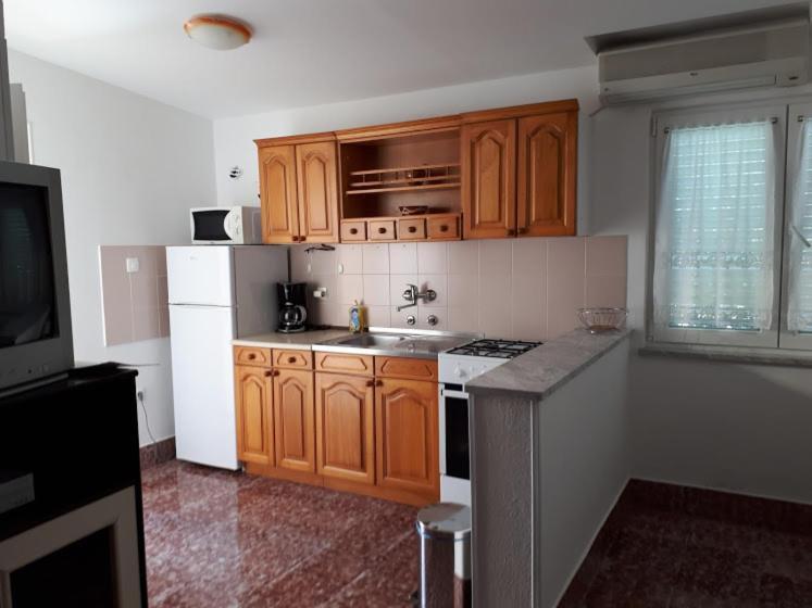 Apartments Rovis Tar-Vabriga Luaran gambar