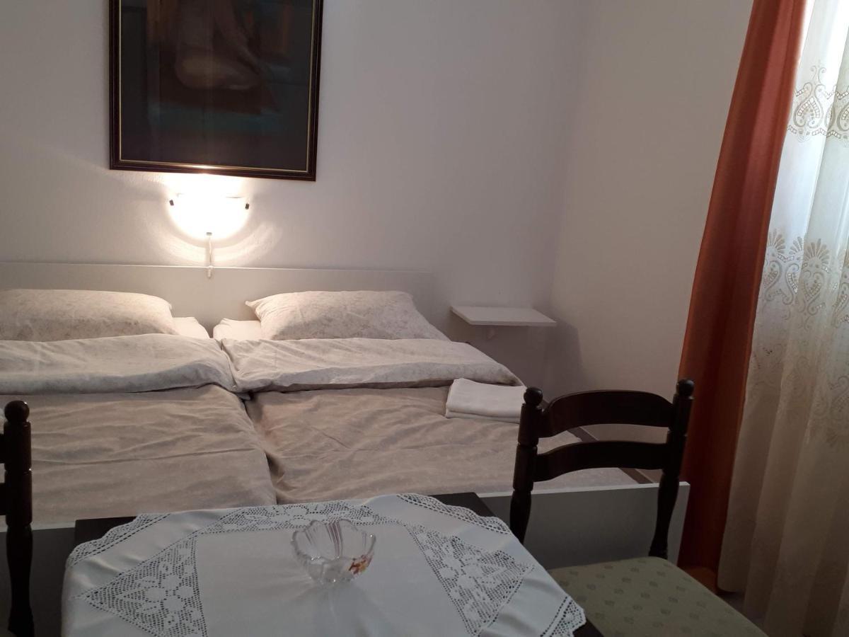 Apartments Rovis Tar-Vabriga Luaran gambar